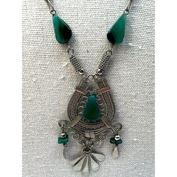 Vintage Tribal Silver Tone Necklace With Green Stone Inlay & Dangling Charms. M - Picture 2 of 10